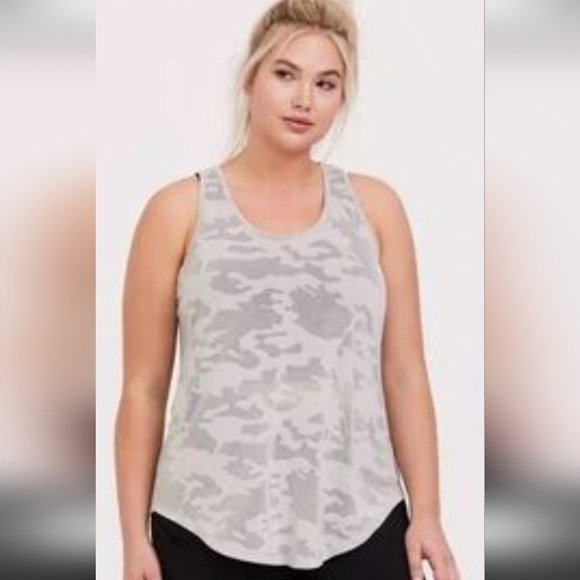 Torrid Active Camo burn out tank Grey Camo plus Size Size 2x - Picture 1 of 15